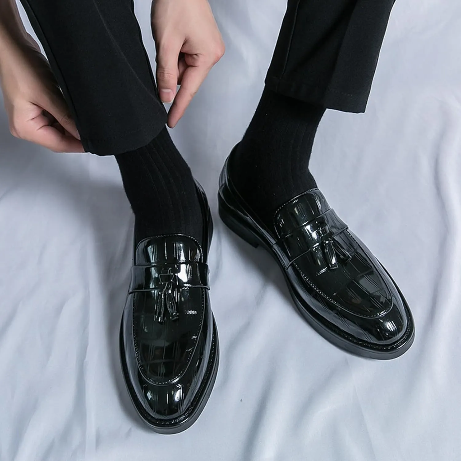 Men's Patent Tassel Slip on Dress Penny Loafer Shoes Comfortable Round Toe Classic Business Work Oxford Shoes for Party Prom Wedding