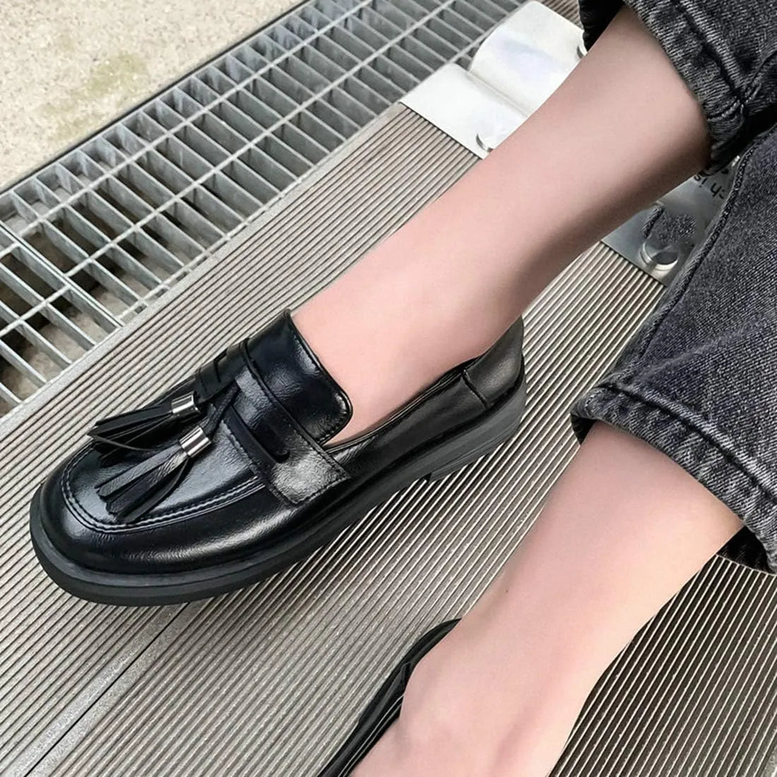 VOKLIN Women's Classic Tassels Slip On Penny Loafers Square Toe Flat Low Heels School Uniform Oxford Shoes